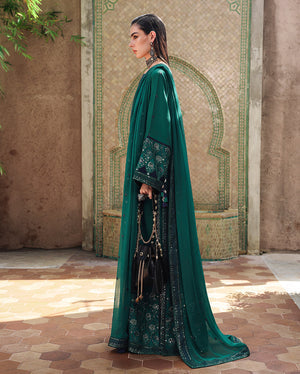 Mushq Nuvera Silk Royal Affair Dupatta Border Detail