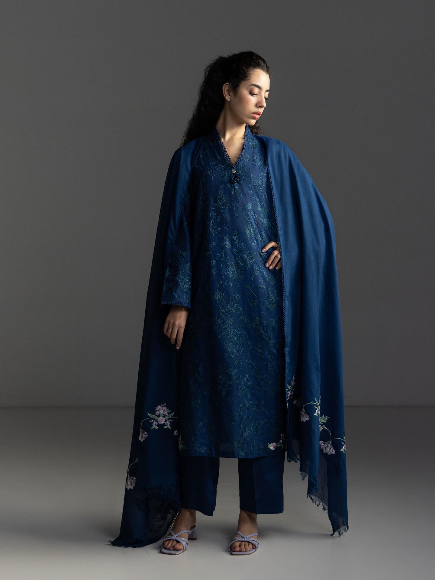 Coco Lawn By Zara Shahjhan 2026=8a Aangan the essence of lawn & chiffon