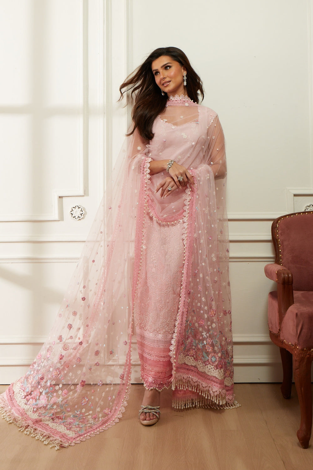 Pakistani Suit Designs for Women : Elegant Styles Loved by Indian Fashion Lovers