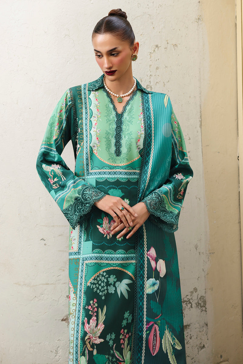 	Qalamqar QLine showcasing original Pakistani craftsmanship