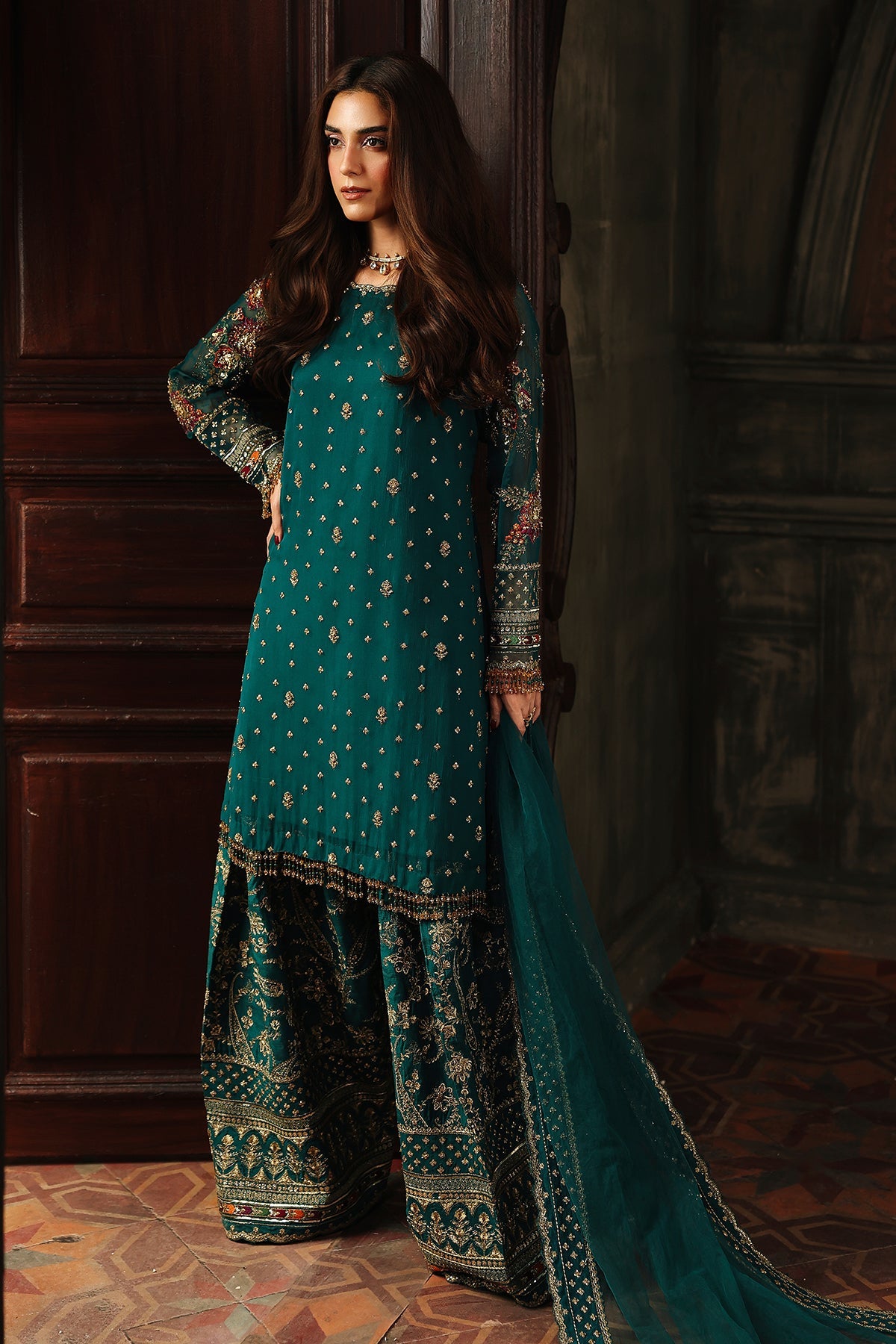 charizma dastane jashn lucknowi style embroidered suit  
charizma dastane jashn festive wear for delhi fashion  
