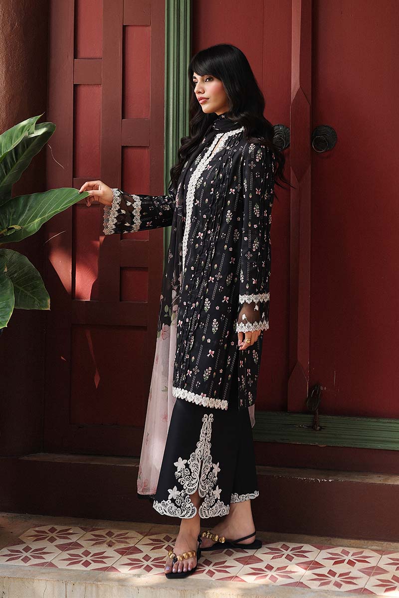 qprints qalamkar lawn availablew in india