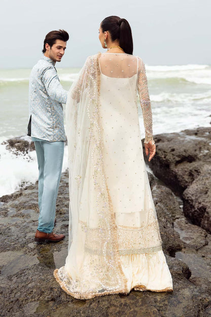 Shugufta by Afrozeh –   Dastangoi Wedding Formals Aangan the essence of lawn & chiffon