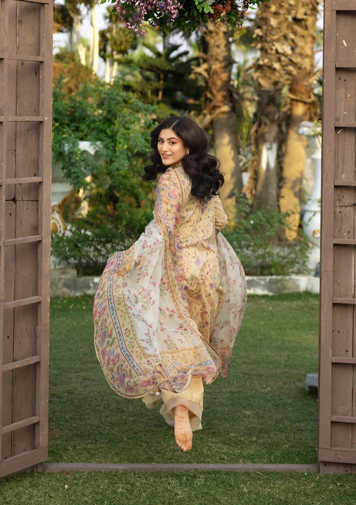 Elaf Chikankari Prints Lawn 2026=ERC-5B KHUSHEE Aangan the essence of lawn & chiffon