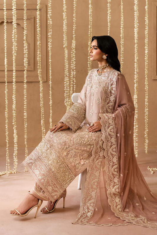  	Buy Emaan Adeel festive chiffon suits online in India
• 	Original Pakistani chiffon suits by Emaan Adeel in Lucknow
• 	Emaan Adeel designer salwar suits available in India
• 	Shop Emaan Adeel chiffon suits for weddings in Luckno