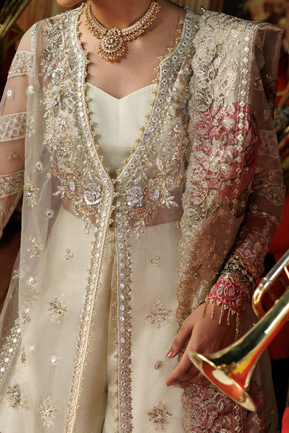 Off white embroidered Pakistani bridal suit embroidered panel close-up - Aangan