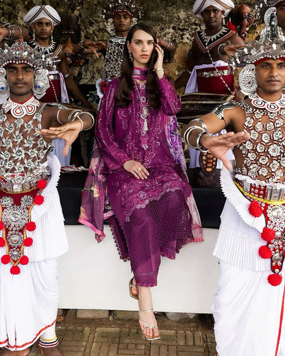 Mushq Manaram luxury lawn-25 Aangan.the essence of lawn & chiffon