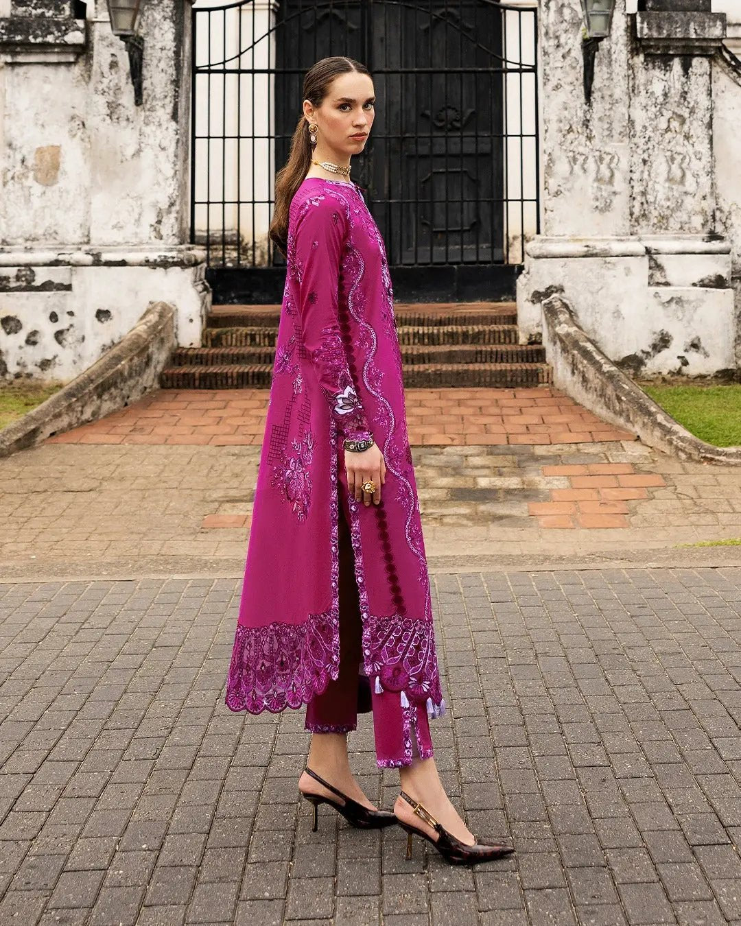 Mushq Manaram Luxury Lawn ’25 Aangan.the essence of lawn & chiffon