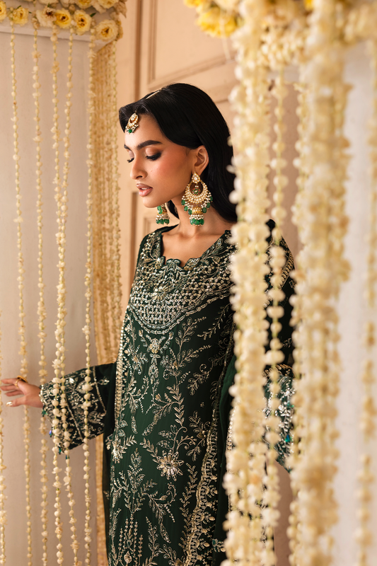	Emaan Adeel festive chiffon original Pakistani suits online
• 	Buy Emaan Adeel chiffon salwar kameez for weddings
• 	Original Pakistani designer chiffon suits by Emaan Adee