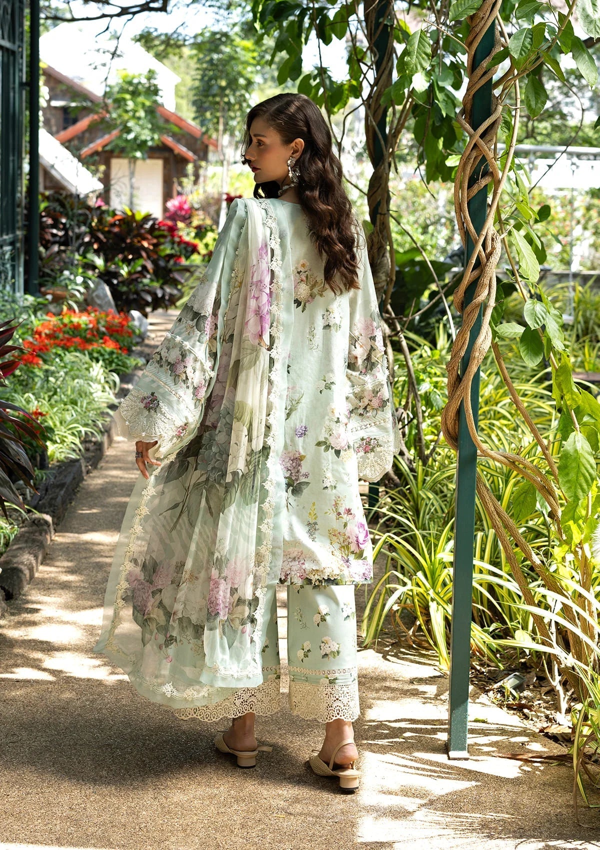 ELAF SIGNATURE LAWN=2026=4b Aangan | the Essence of Lawn & Chiffon