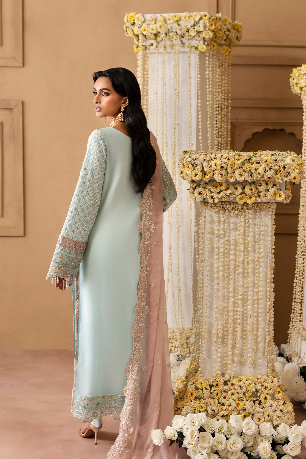 • 	Emaan Adeel festive chiffon original Pakistani suits online
• 	Buy Emaan Adeel chiffon salwar kameez for wedding