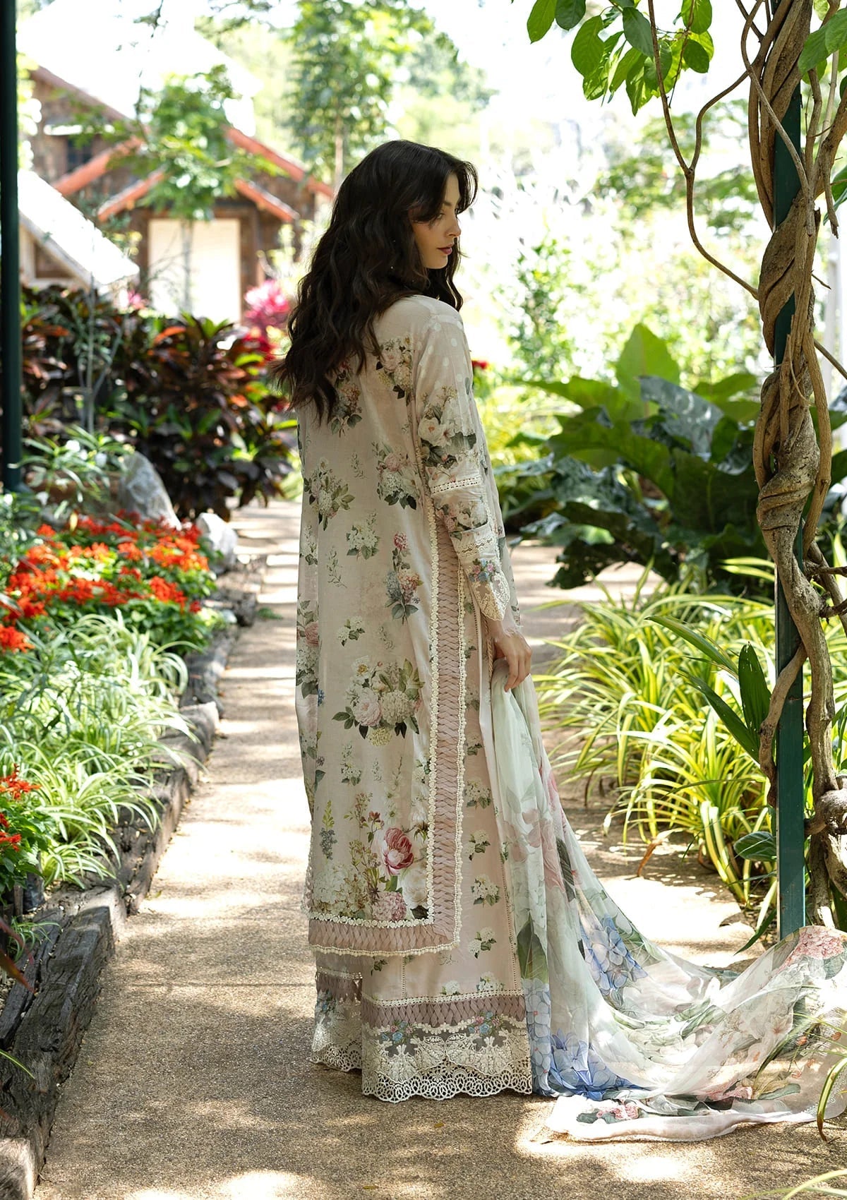 ELAF SIGNATURE LAWN=2026=4a Aangan | the Essence of Lawn & Chiffon