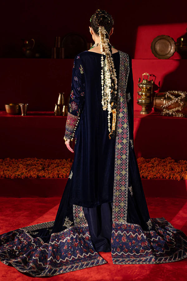 Nureh Maya velvet Aangan the essence of lawn & chiffon