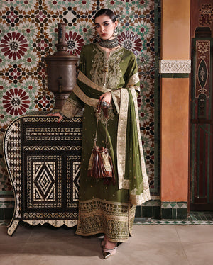Mushq Nuvera Silk Celestia Crown Embroidered Neckline Detail