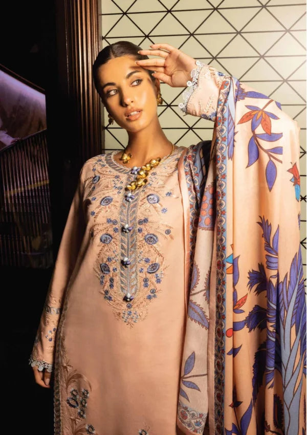 Mushq Broadway Showtime’23 Aangan the essence of lawn & chiffon