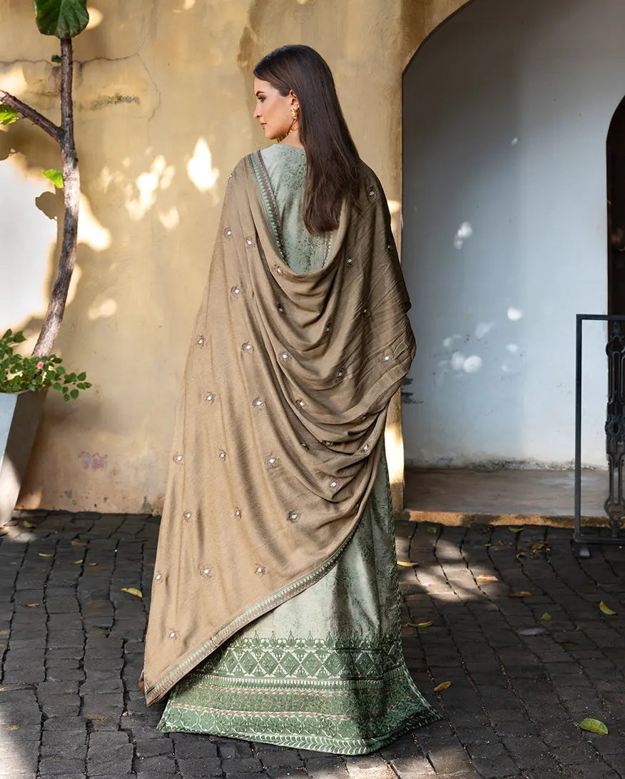 	Mushq Broadway festive winter collection for ladies
• 	Elegant Pakistani winter outfits by Mushq Broadway
• 	Mushq Broadway luxury salwar suits for cold weather
• 	Mushq Broadway winter fashion Pakistani suits online
