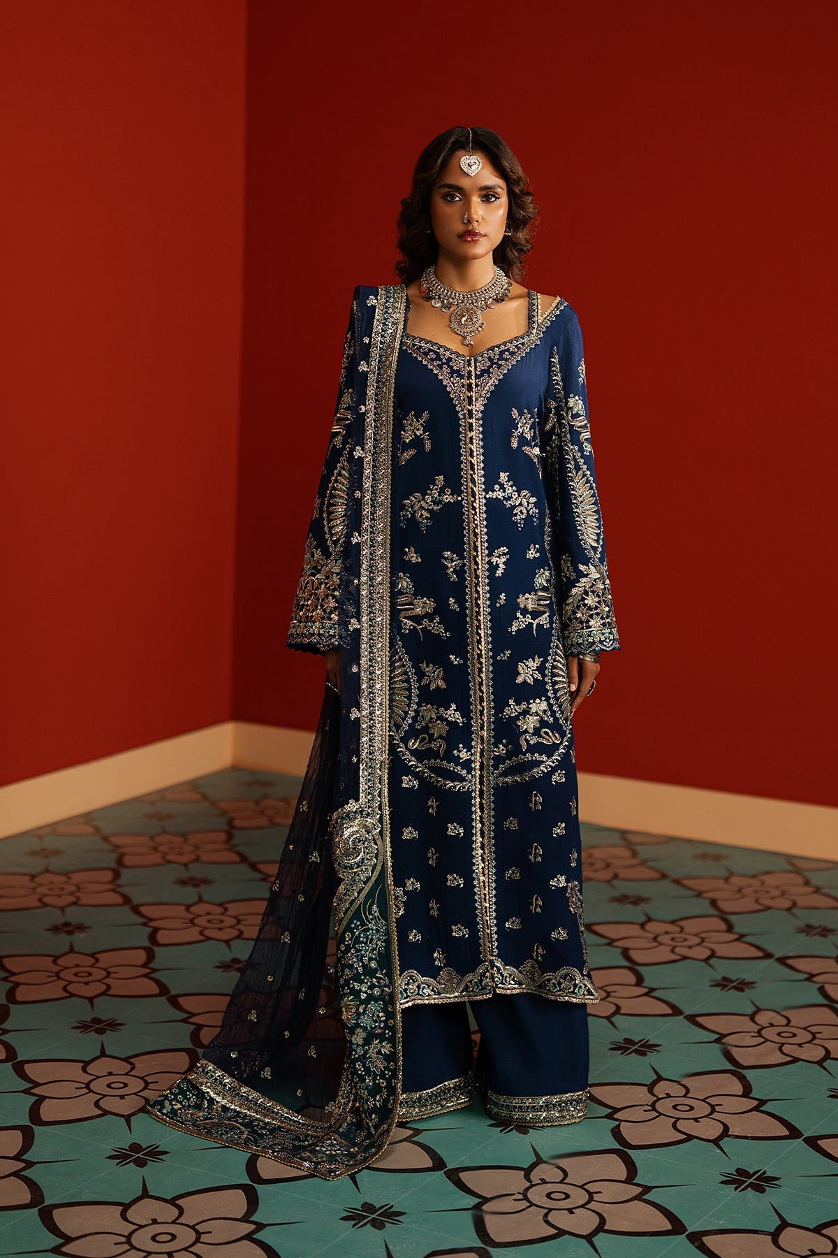afrozeh divani silk ready to ship