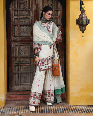 Mushq Nuvera Silk Vivienne Rose Dupatta Border Detail
