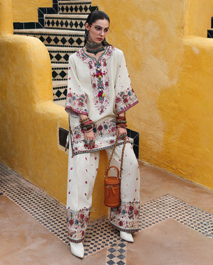 Mushq Nuvera Silk Vivienne Rose White Raw Silk Sleeve Detail