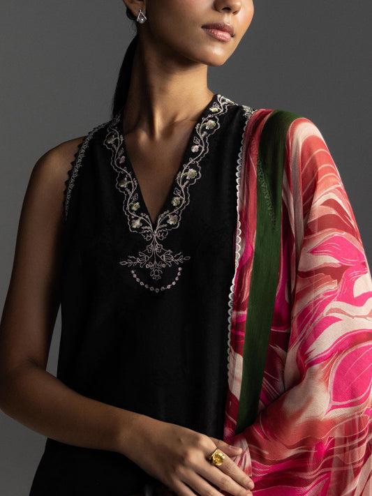 Coco Lawn By Zara Shahjhan 2026=2b Aangan the essence of lawn & chiffon