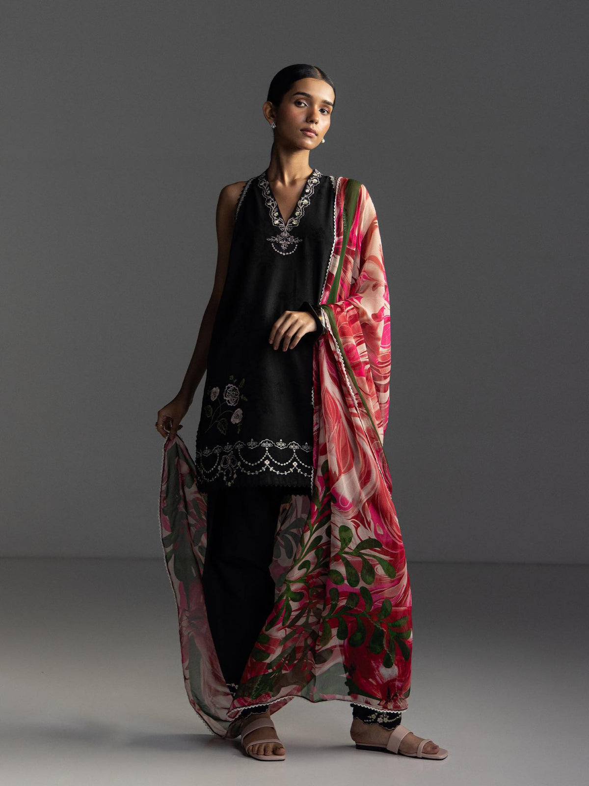 Coco Lawn By Zara Shahjhan 2026=2b Aangan the essence of lawn & chiffon
