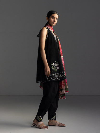 Coco Lawn By Zara Shahjhan 2026=2b Aangan the essence of lawn & chiffon