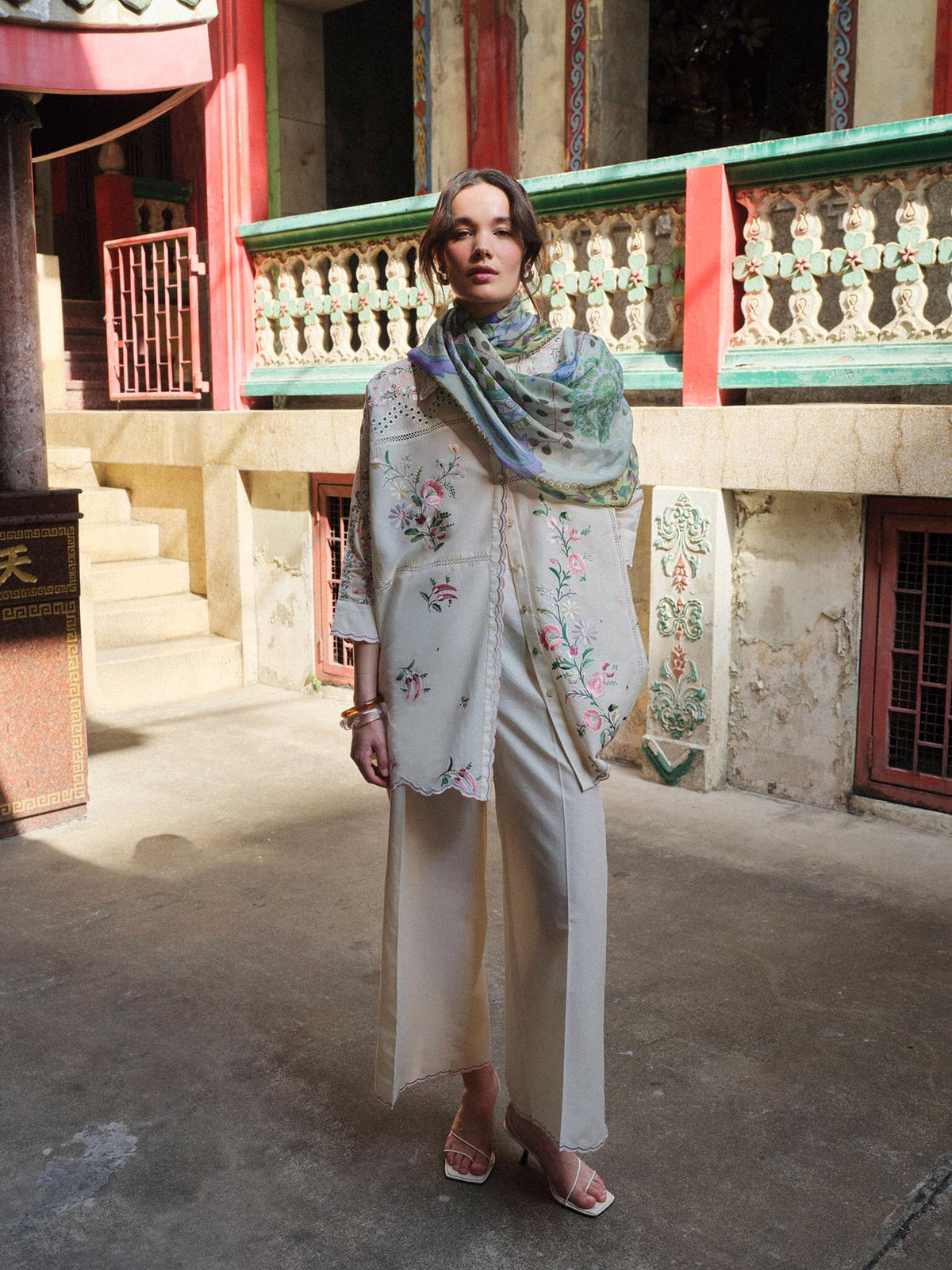 Coco Lawn By Zara Shahjhan 2026=5a Aangan the essence of lawn & chiffon