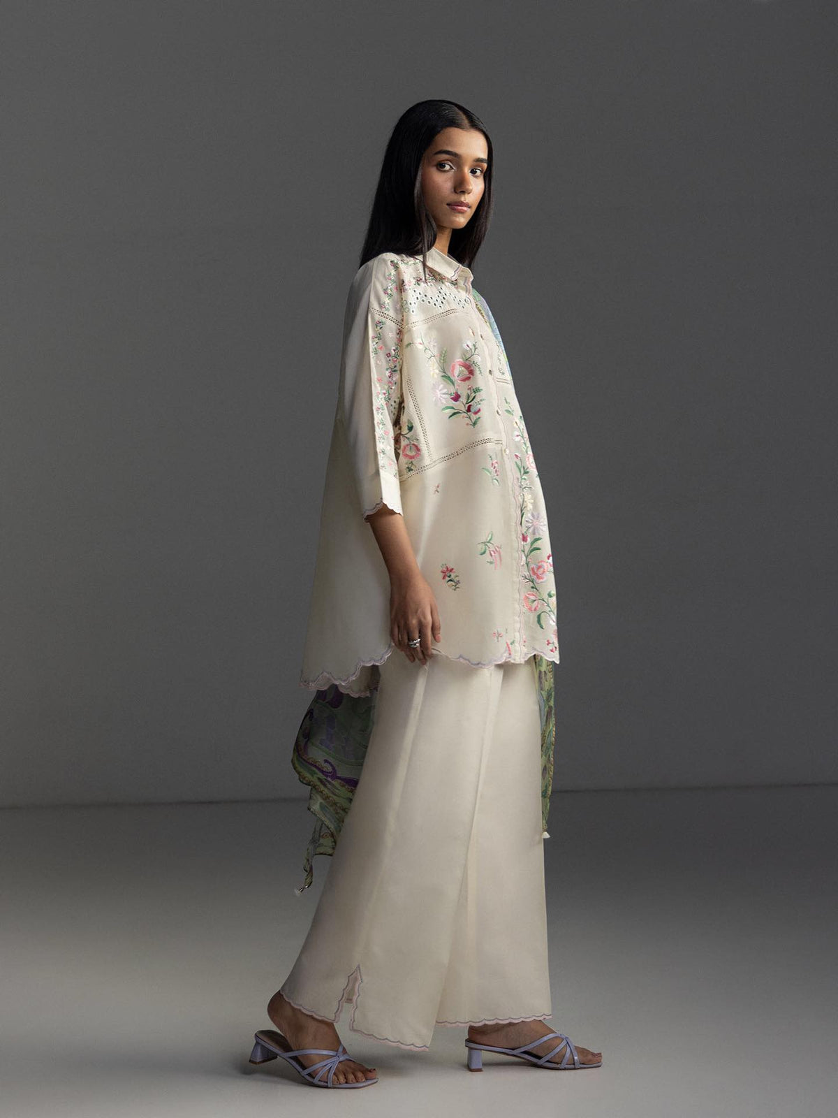Coco Lawn By Zara Shahjhan 2026=5a Aangan the essence of lawn & chiffon
