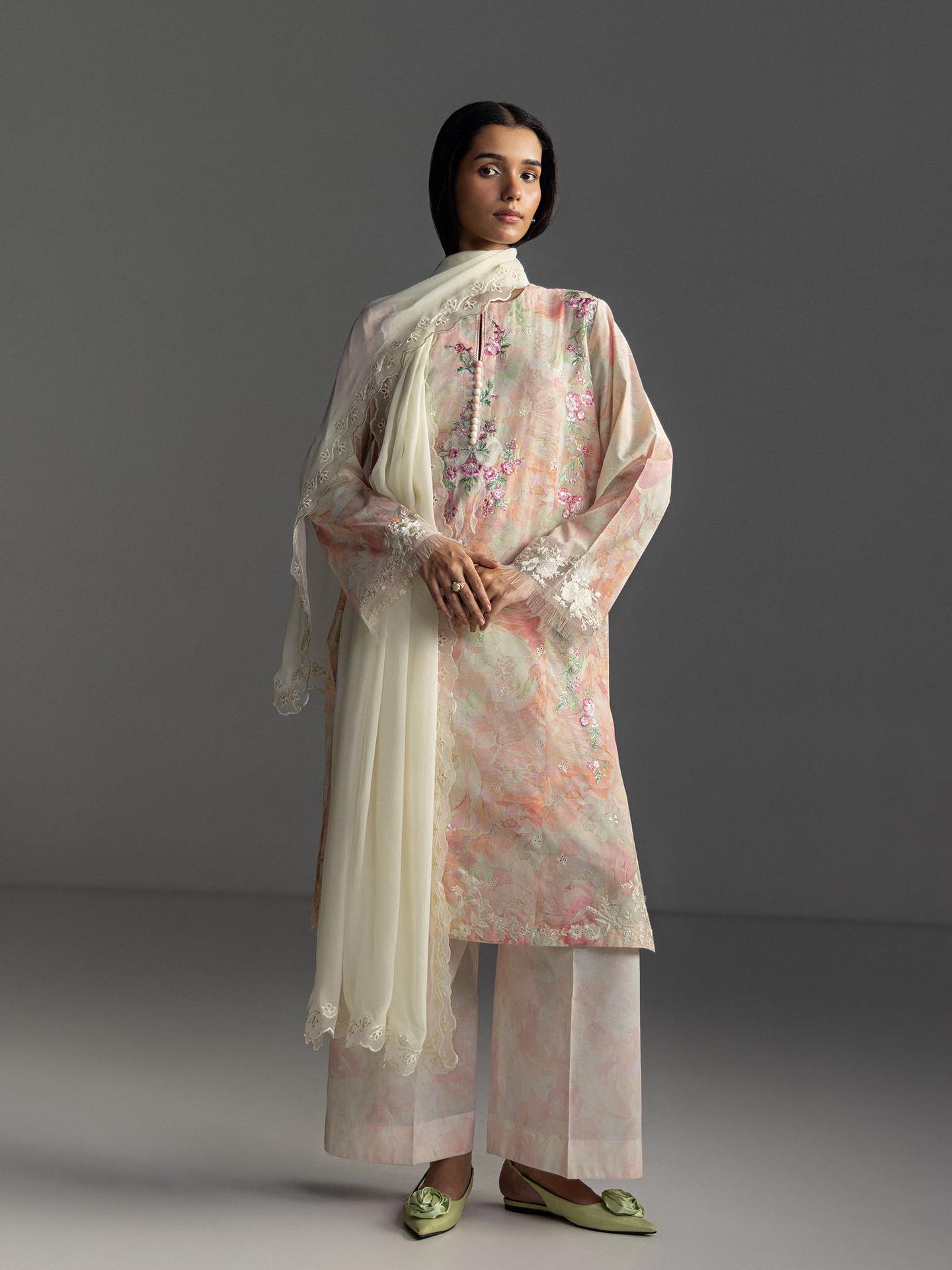 Coco Lawn By Zara Shahjhan 2026=6b Aangan the essence of lawn & chiffon