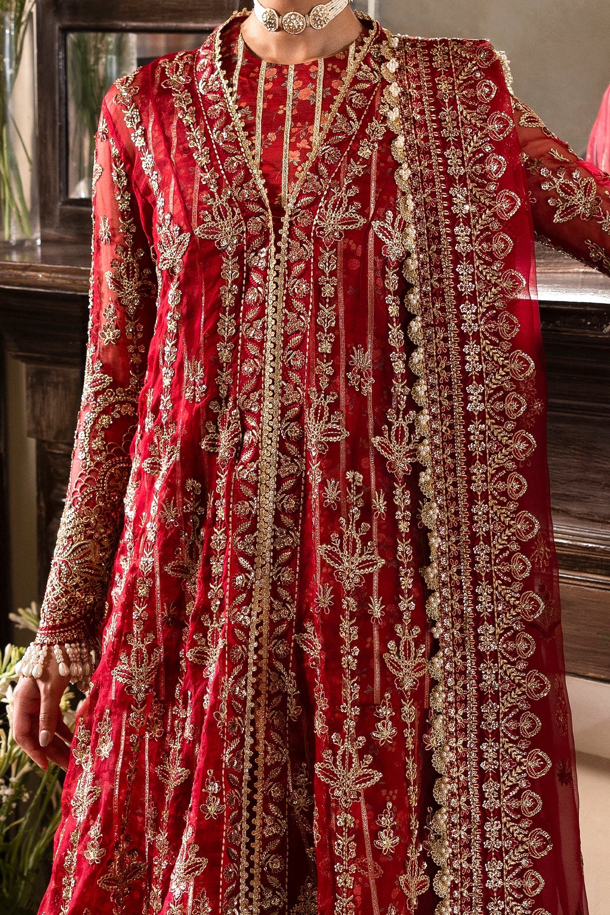 Afrozeh Dastangoi embroidered organza salwar suits
• 	Afrozeh Dastangoi raw silk festive suits
• 	Afrozeh Dastangoi unstitched formal wear 2025