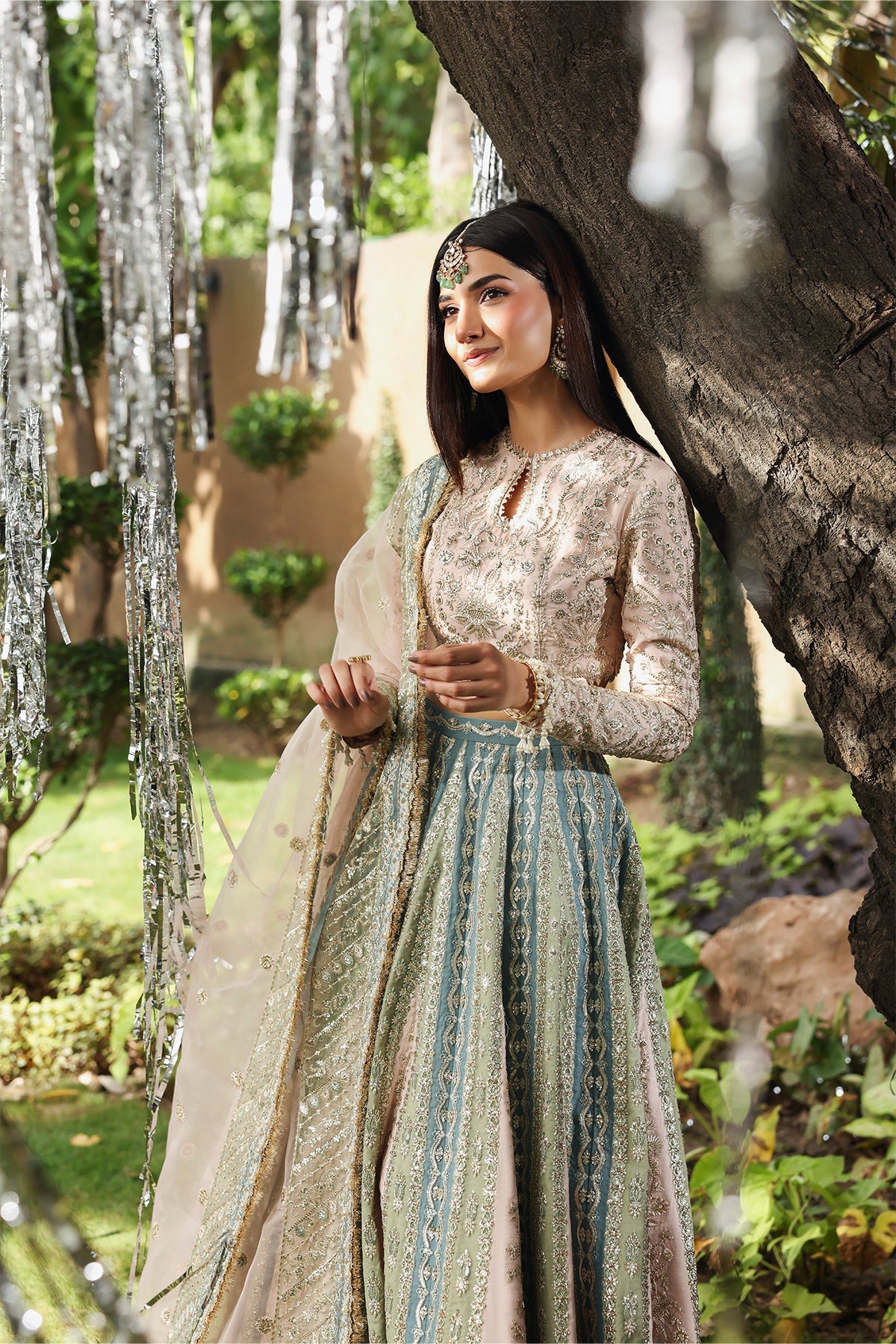  	Afrozeh Dastangoi Festive Collection 2025
• 	Ready-to-Ship Pakistani Suits in India
• 	Pakistani Partywear Salwar Suits